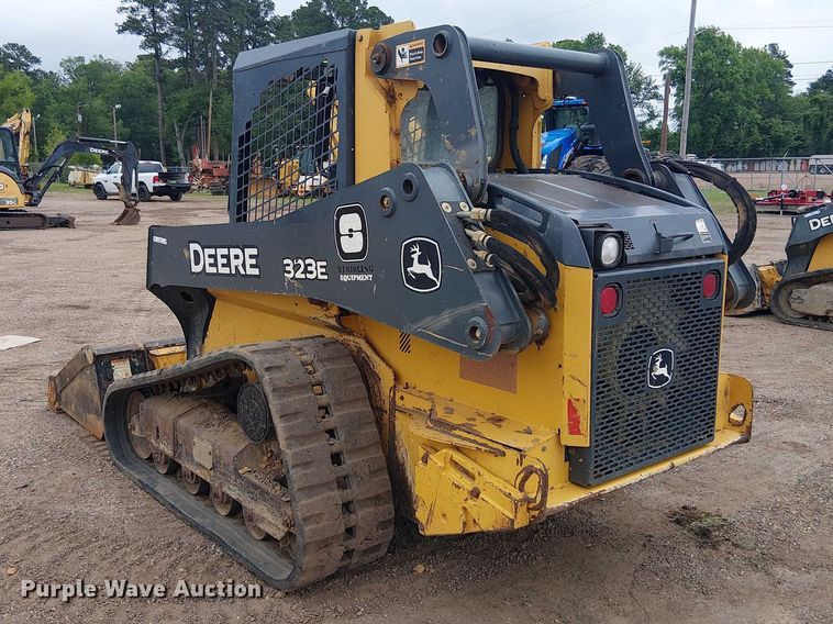 image for item ET2027 2017 John Deere 323E tracked skid steer loader