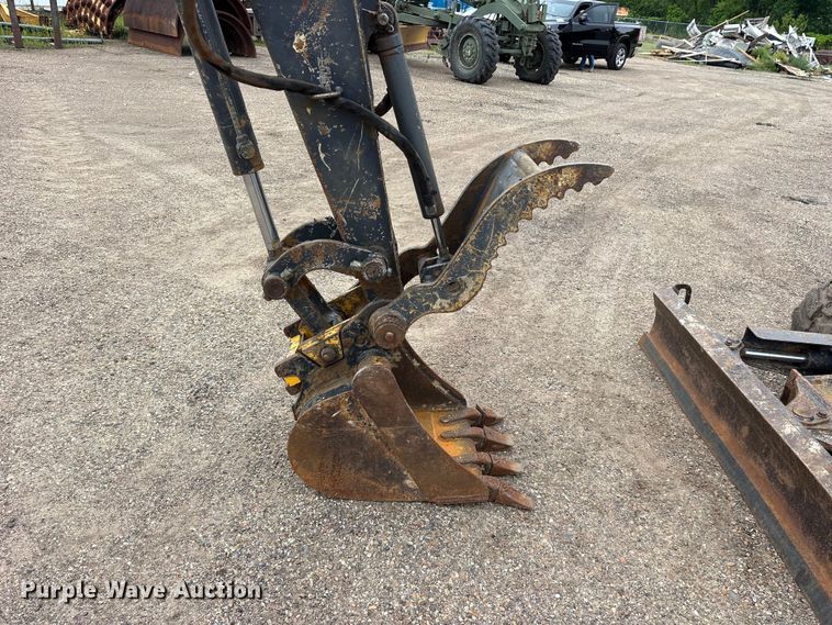 image for item ET2028 2016 John Deere 35G mini excavator