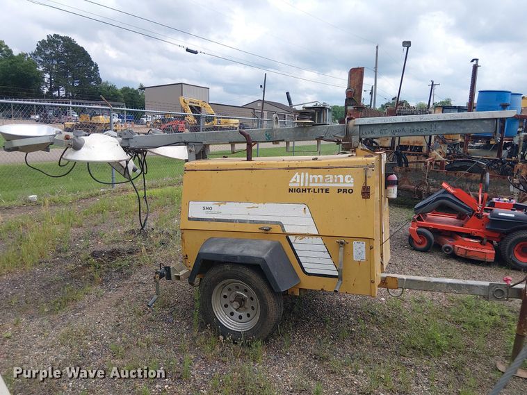 image for item ET2042 Allmand Night-Lite Pro light plant