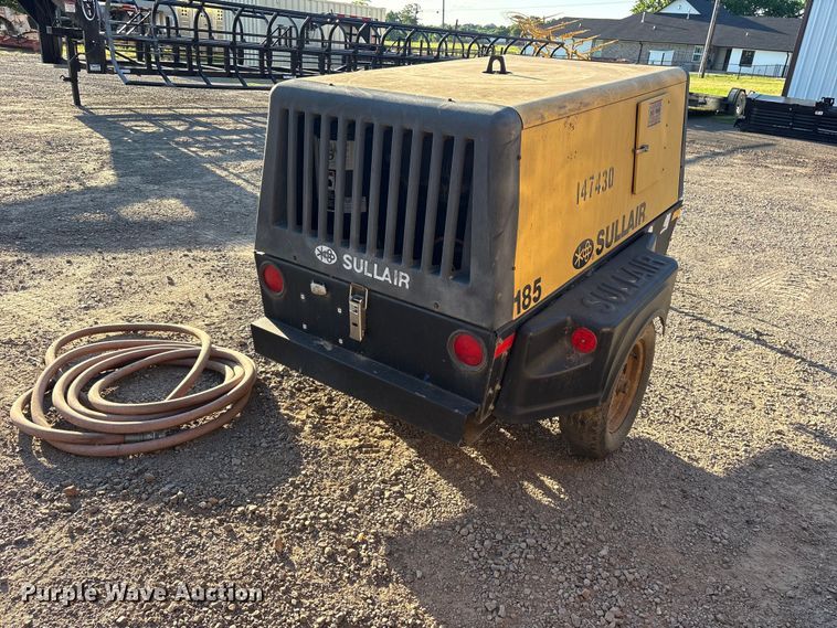 image for item ET2077 Sullair 185DPQCAT air compressor