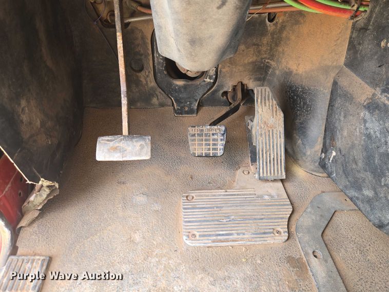 image for item ET5026 2006 Mack CHN613 dump truck