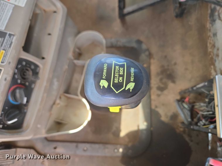 image for item ET5026 2006 Mack CHN613 dump truck