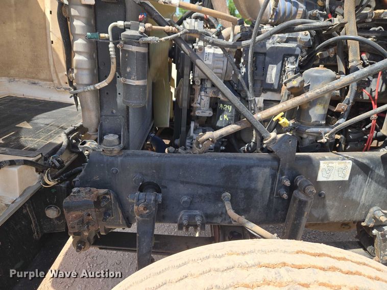 image for item ET5026 2006 Mack CHN613 dump truck