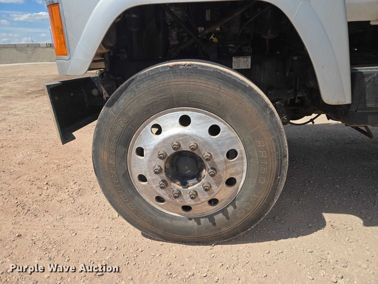 image for item ET5026 2006 Mack CHN613 dump truck