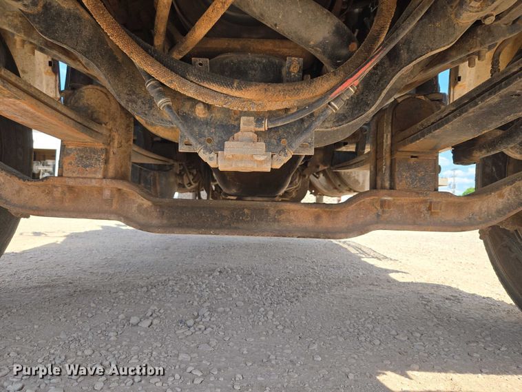 image for item ET5026 2006 Mack CHN613 dump truck