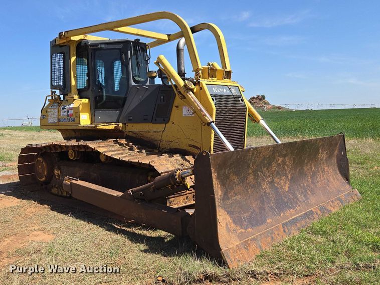 image for item ET5046 2006 Komatsu D65PX-15E0 dozer