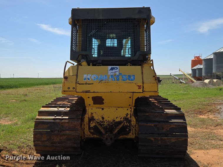 image for item ET5046 2006 Komatsu D65PX-15E0 dozer