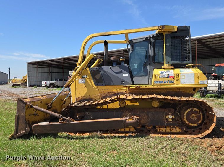 image for item ET5046 2006 Komatsu D65PX-15E0 dozer