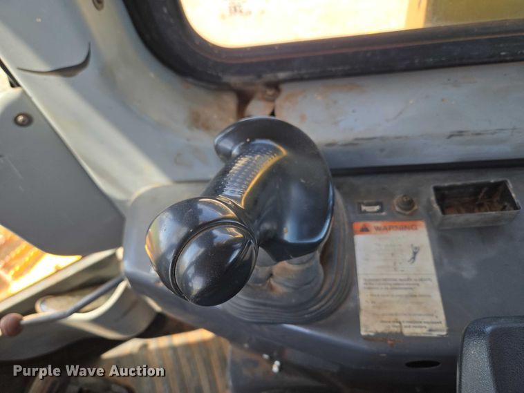image for item ET5046 2006 Komatsu D65PX-15E0 dozer