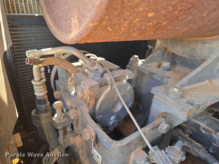 image for item ET5046 2006 Komatsu D65PX-15E0 dozer