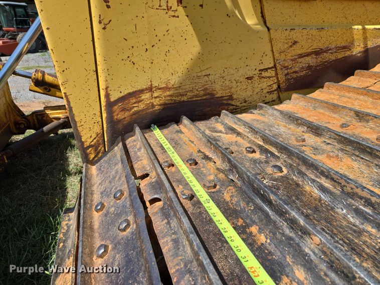 image for item ET5046 2006 Komatsu D65PX-15E0 dozer