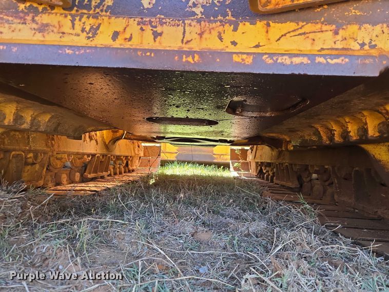 image for item ET5046 2006 Komatsu D65PX-15E0 dozer