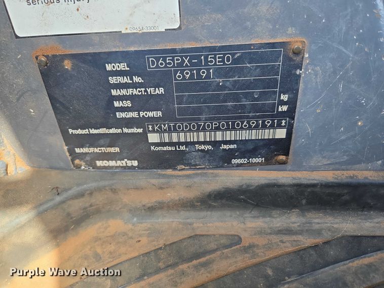 image for item ET5046 2006 Komatsu D65PX-15E0 dozer