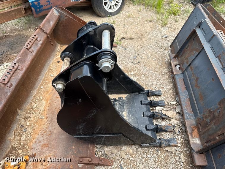 image for item ET6091 Caterpillar 22