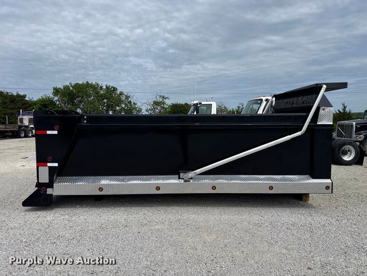 image for item ET6102 Dump truck bed