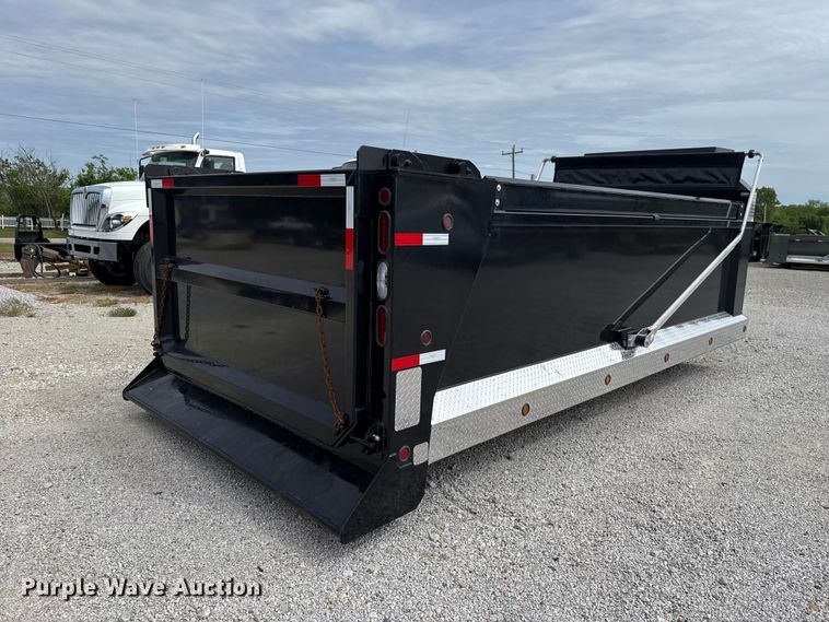 image for item ET6102 Dump truck bed