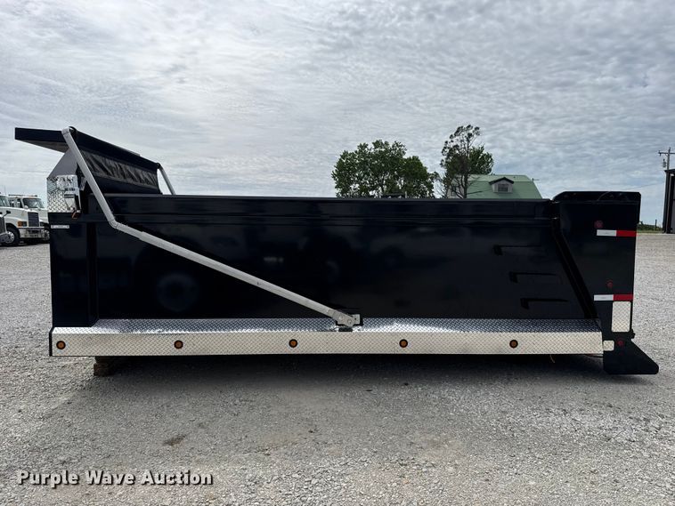 image for item ET6102 Dump truck bed