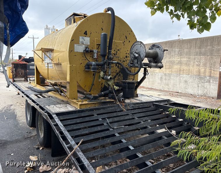 image for item ET7380 2011 Big Tex 22GN-25BK+5 equipment trailer