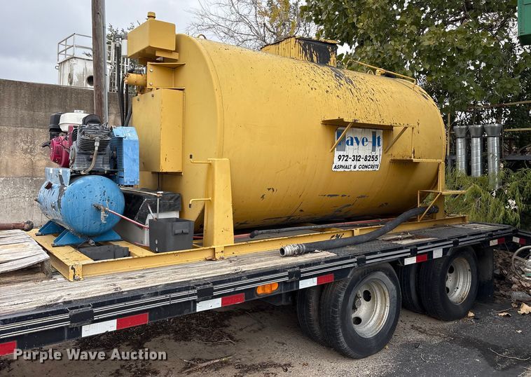 image for item ET7380 2011 Big Tex 22GN-25BK+5 equipment trailer