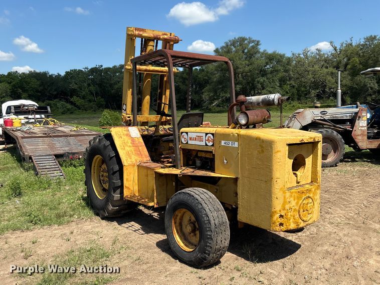 image for item EU0589 KD Manitou 452DT forklift