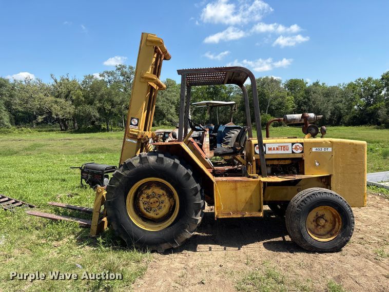 image for item EU0589 KD Manitou 452DT forklift