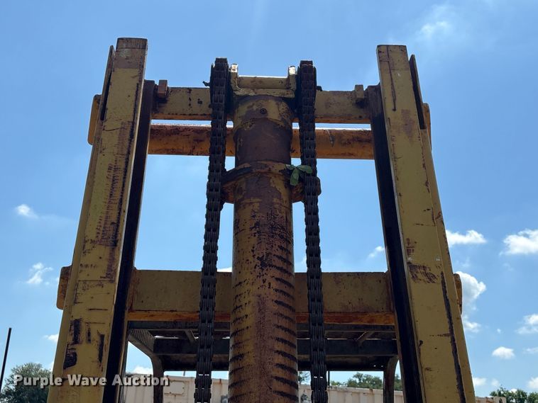 image for item EU0589 KD Manitou 452DT forklift
