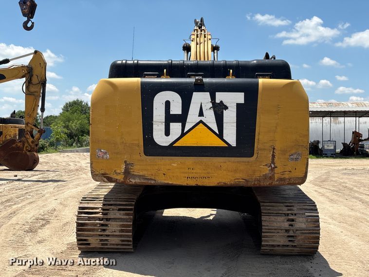image for item EU0590 2018 Caterpillar 326F L excavator
