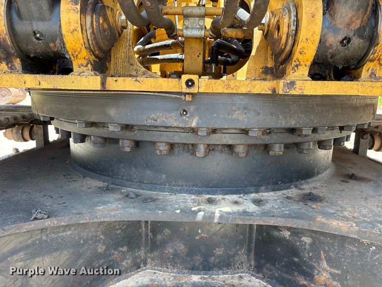 image for item EU0590 2018 Caterpillar 326F L excavator