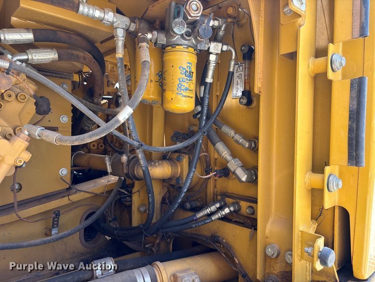 image for item EU0590 2018 Caterpillar 326F L excavator