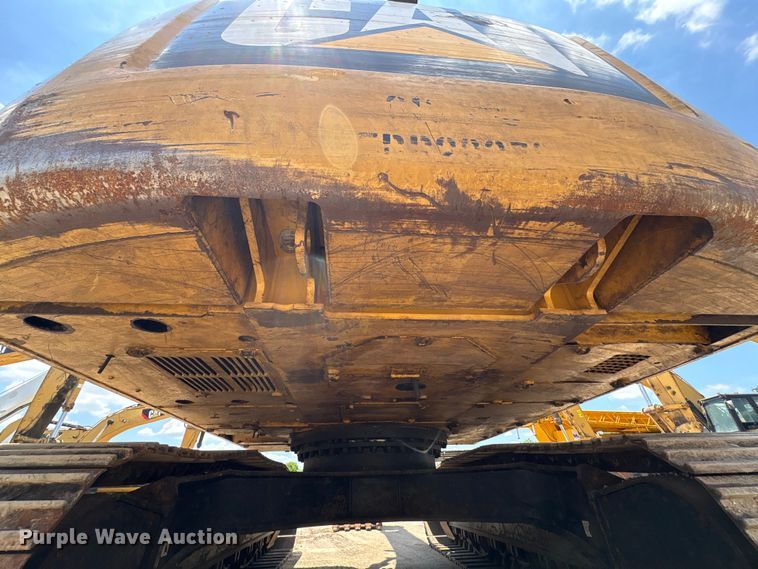 image for item EU0590 2018 Caterpillar 326F L excavator
