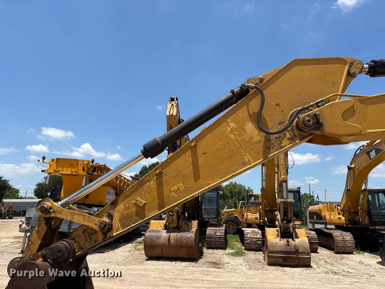image for item EU0590 2018 Caterpillar 326F L excavator