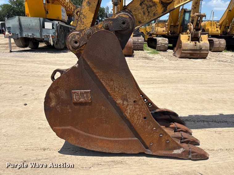 image for item EU0590 2018 Caterpillar 326F L excavator