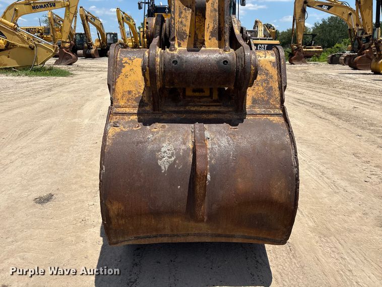 image for item EU0590 2018 Caterpillar 326F L excavator