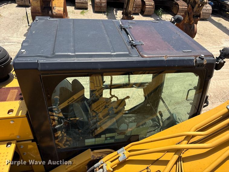 image for item EU0590 2018 Caterpillar 326F L excavator