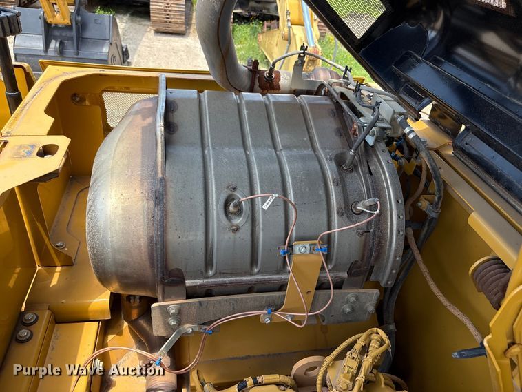 image for item EU0590 2018 Caterpillar 326F L excavator