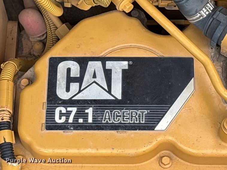 image for item EU0590 2018 Caterpillar 326F L excavator