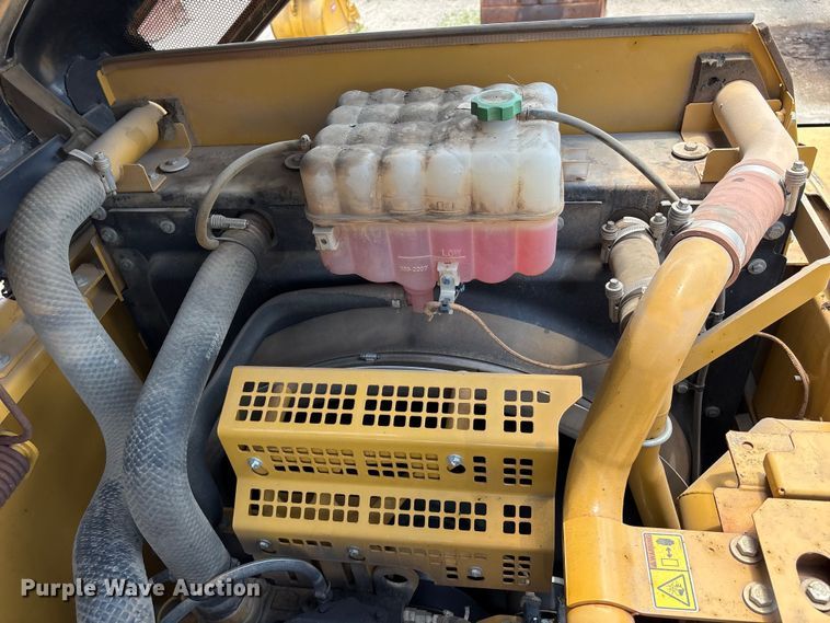 image for item EU0590 2018 Caterpillar 326F L excavator