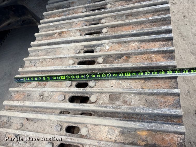 image for item EU0590 2018 Caterpillar 326F L excavator