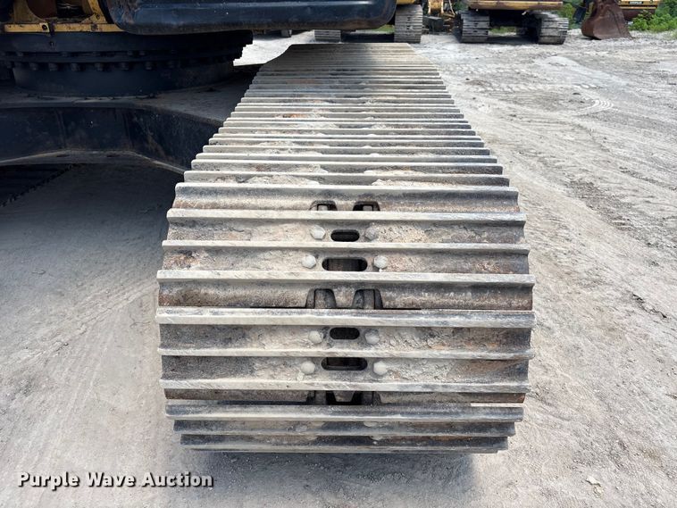 image for item EU0590 2018 Caterpillar 326F L excavator