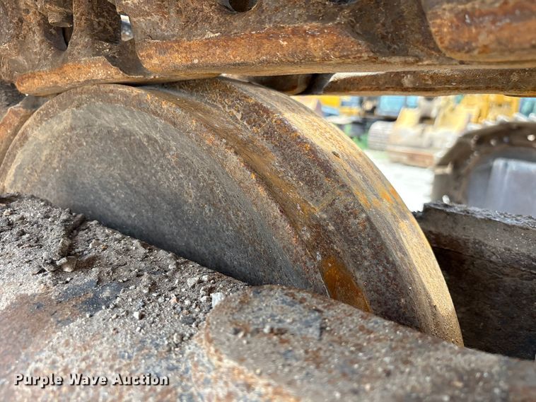 image for item EU0590 2018 Caterpillar 326F L excavator