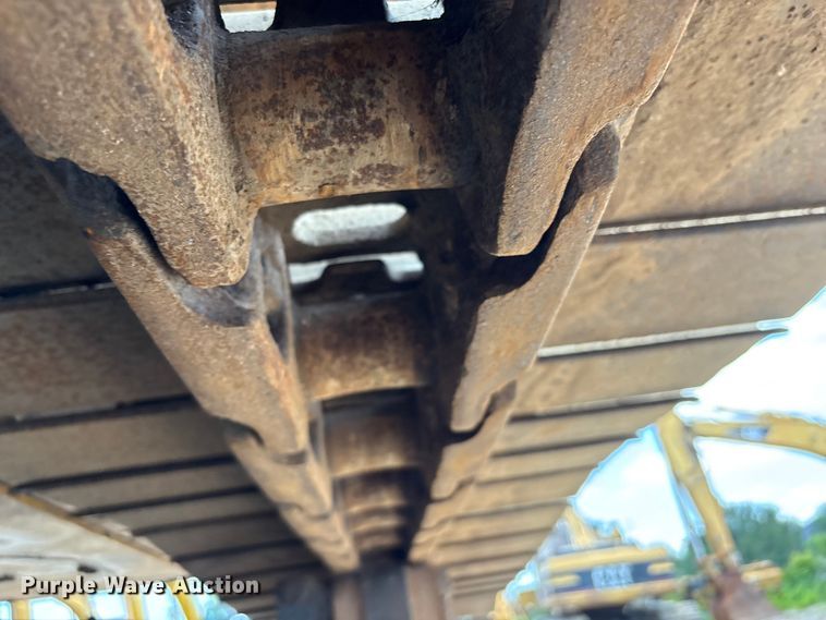 image for item EU0590 2018 Caterpillar 326F L excavator