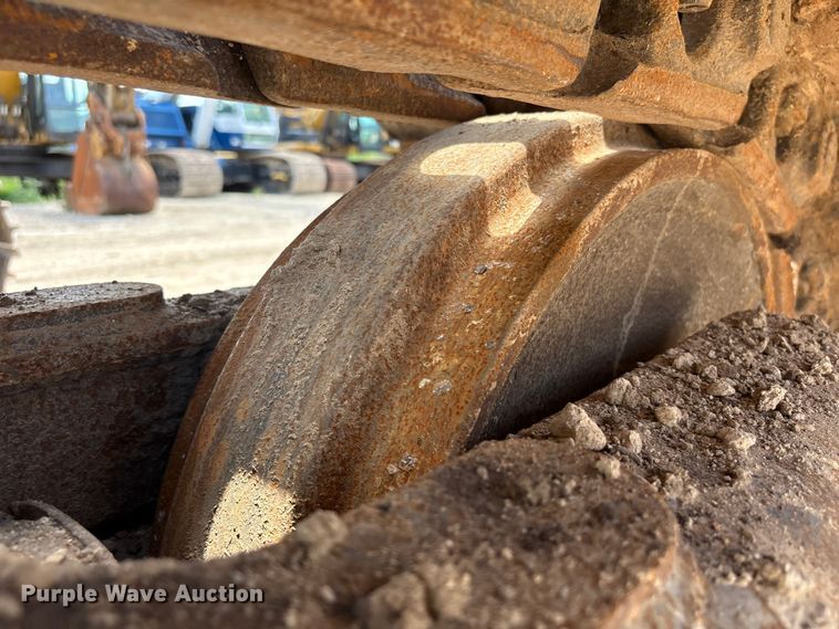 image for item EU0590 2018 Caterpillar 326F L excavator