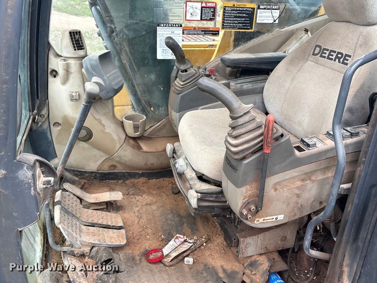 image for item EU5512 2008 John Deere 850DLC excavator