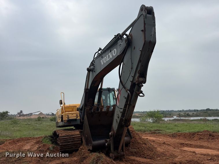 image for item EU5522 Volvo EC360B LC excavator