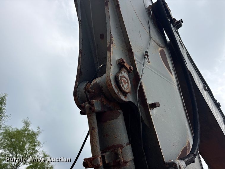 image for item EU5522 Volvo EC360B LC excavator