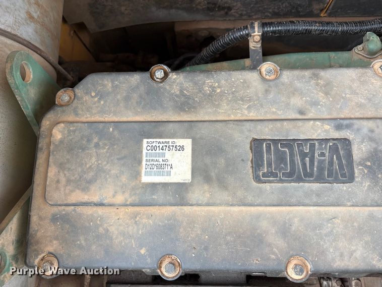 image for item EU5522 Volvo EC360B LC excavator
