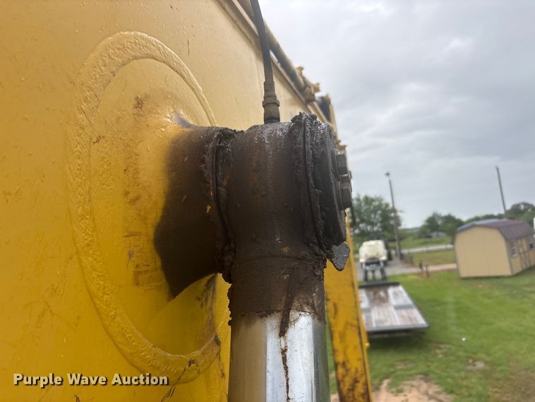 image for item EU5525 2018 Komatsu PC210LC-11 excavator