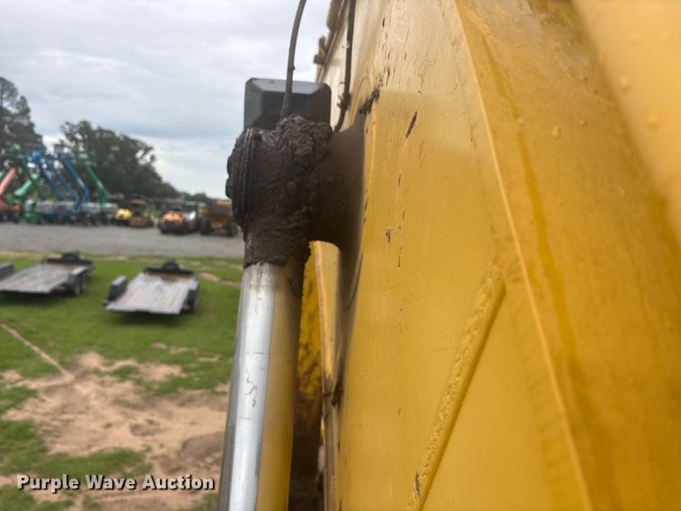 image for item EU5525 2018 Komatsu PC210LC-11 excavator
