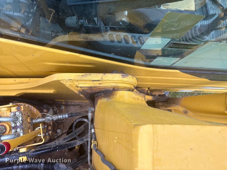 image for item EU5525 2018 Komatsu PC210LC-11 excavator