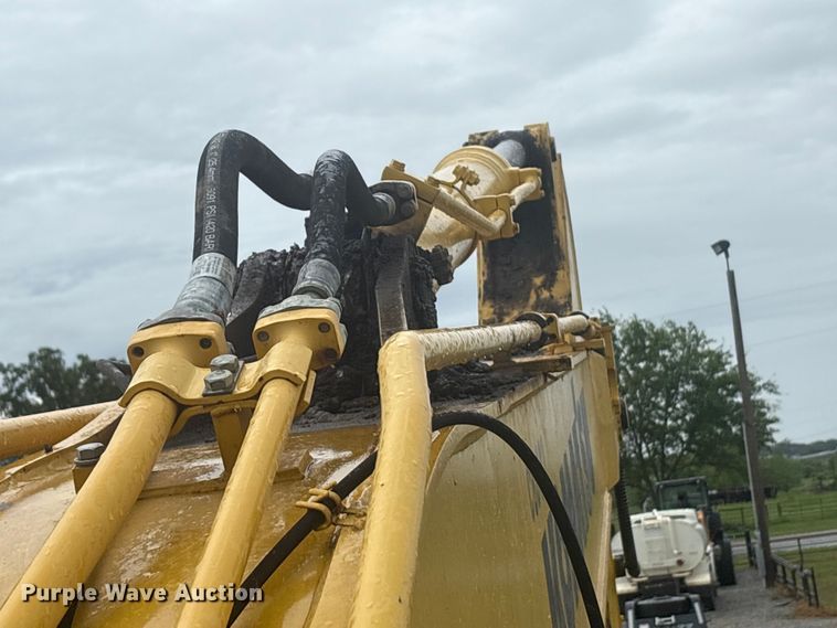 image for item EU5525 2018 Komatsu PC210LC-11 excavator